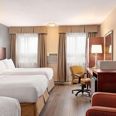 Days Inn By Wyndham Fredericton Luaran gambar